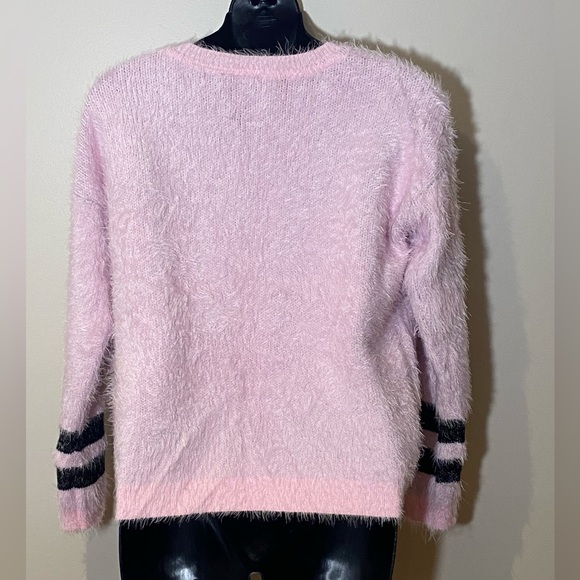 Barbie x Forever21 sweater - Picture 4 of 5